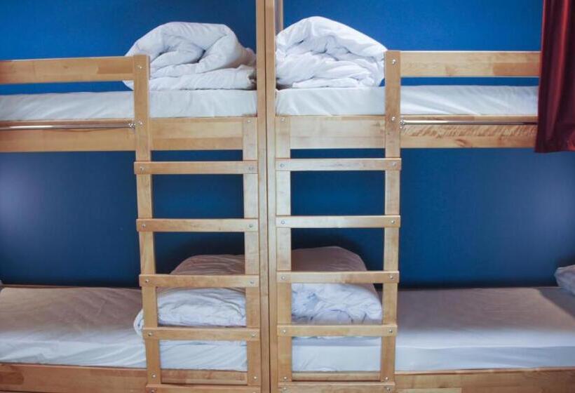 تختخواب در اتاق مشترک, Dream Hostel Odessa