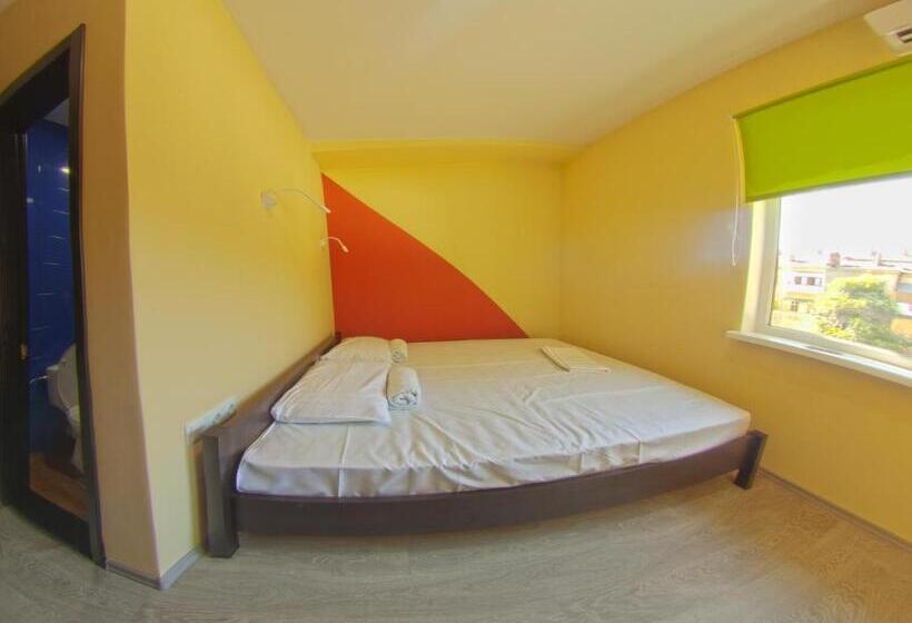 اتاق خانوادگی, Dream Hostel Odessa
