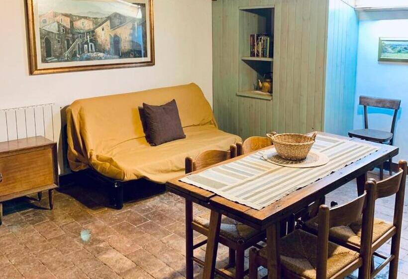 1 Bedroom Penthouse Apartment, Agriturismo Pane E Vino