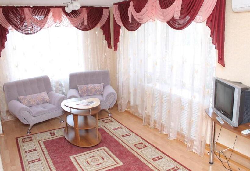 سوییت, Gostinitsa Tselinnaya