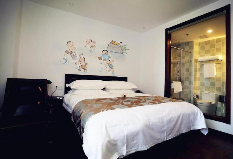 اتاق استاندارد با تخت بزرگ, Time Traveller Hotel   Near The Grass Skyline, Dajingmen, Zhangjiakoubu, 20 Minutes Away From Zhangj