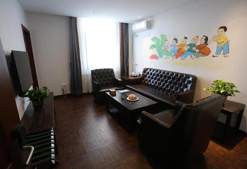 سوییت, Time Traveller Hotel   Near The Grass Skyline, Dajingmen, Zhangjiakoubu, 20 Minutes Away From Zhangj