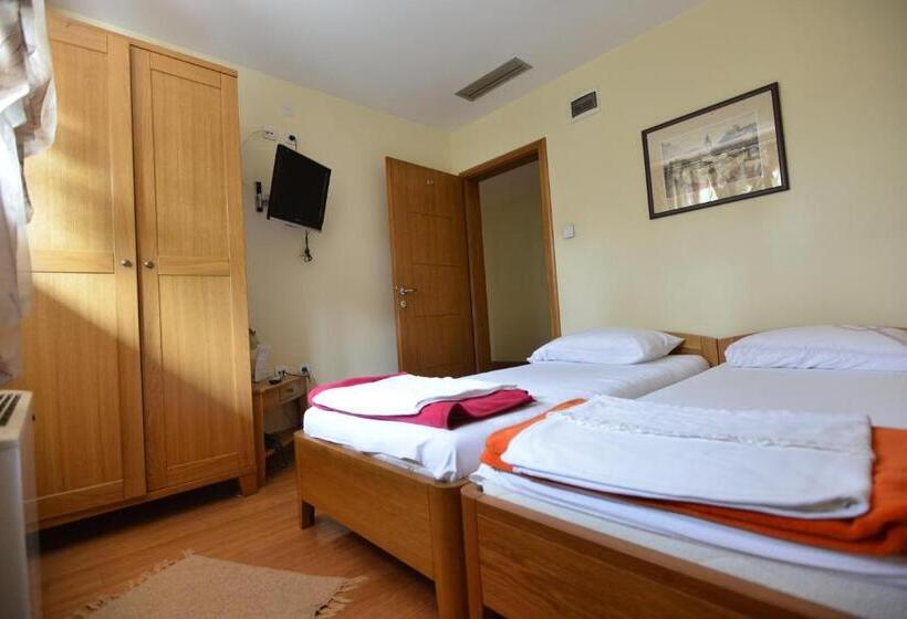اتاق استاندارد, Motel Kneginja