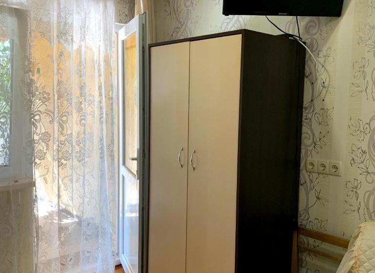 اتاق استاندارد چهار تخته, Guest House Santin