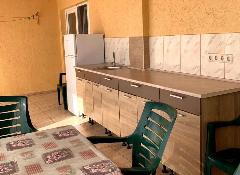 آپارتمان 1 خوابه با چشم‌انداز دریا, Guest House Santin