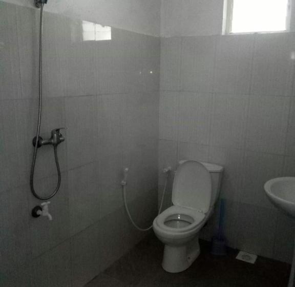 اتاق لوکس با تخت بزرگ, Hansa Villa