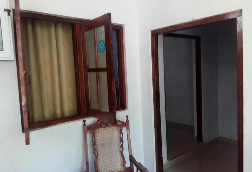 اتاق استاندارد با تخت بزرگ, Hansa Villa