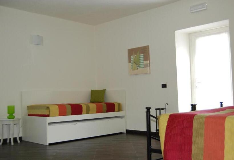 اتاق استاندارد سه نفره, Agriturismo Lucchettiferrari
