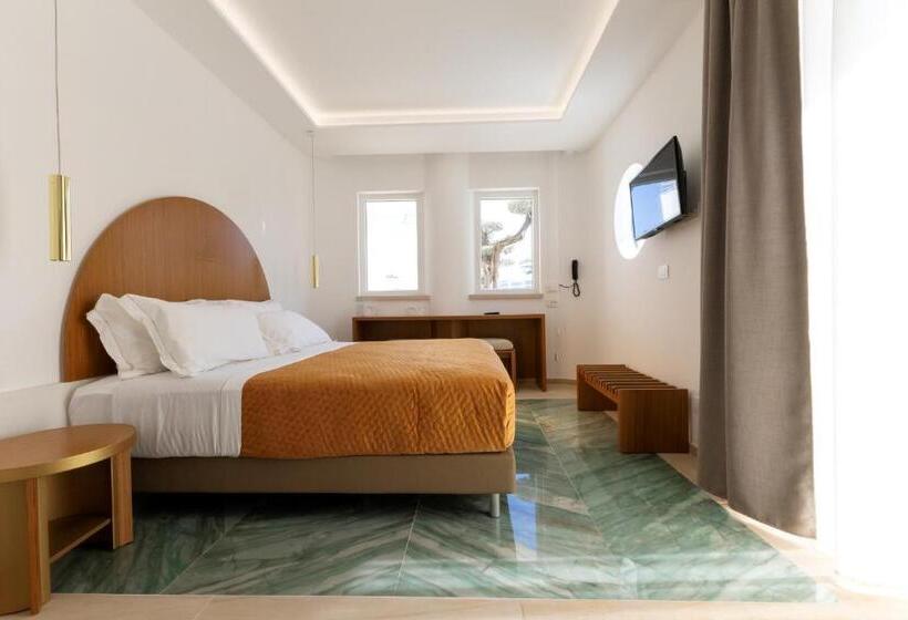 اتاق استاندارد با تخت بزرگ, Maggiano Boutique