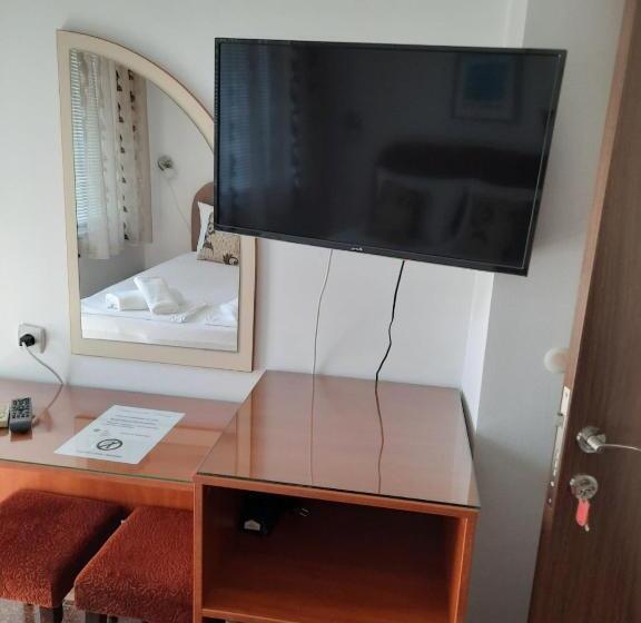 اتاق استاندارد با بالکن, Guest House Rositsa