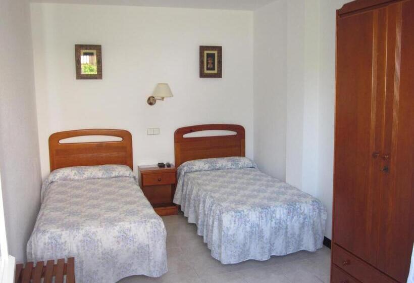 スタンダードルーム, Habitaciones López Azcona