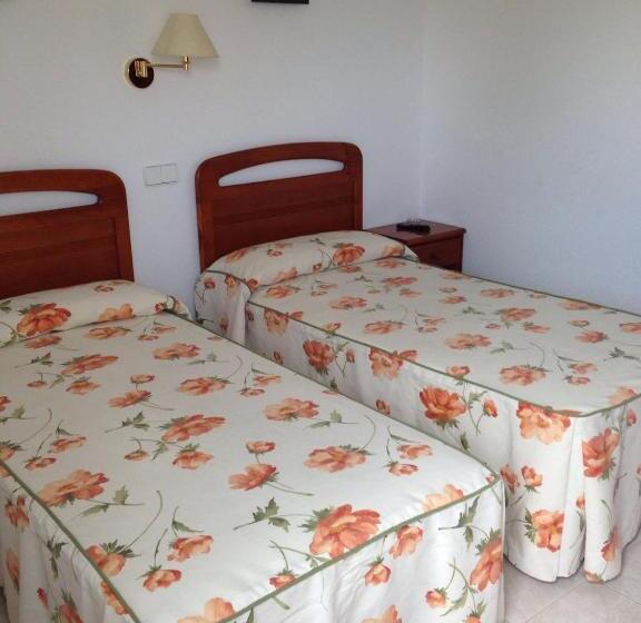 スタンダードルーム, Habitaciones López Azcona