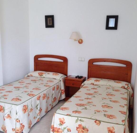 スタンダードルーム, Habitaciones López Azcona
