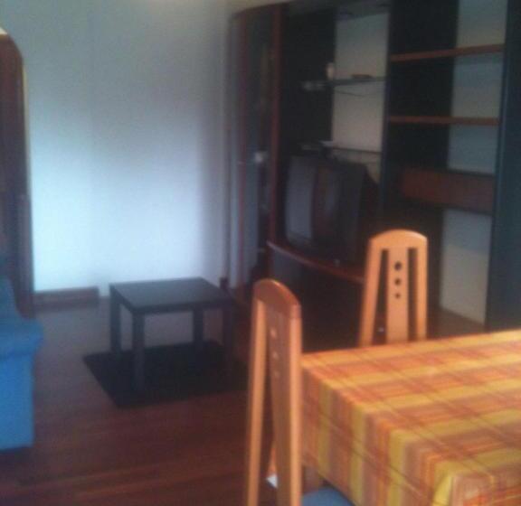 テラス付き１ベッドルームアパートメント, Habitaciones López Azcona