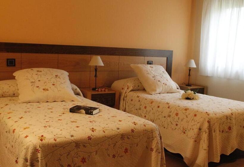 اتاق استاندارد با بالکن, Posada Campa