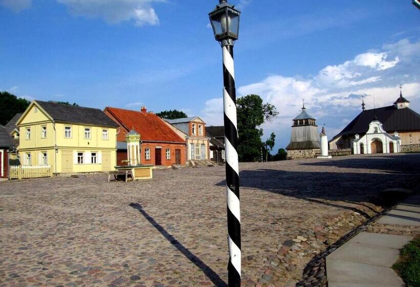 خانه 1 خوابه, Stay At Lithuanian Folk Museum