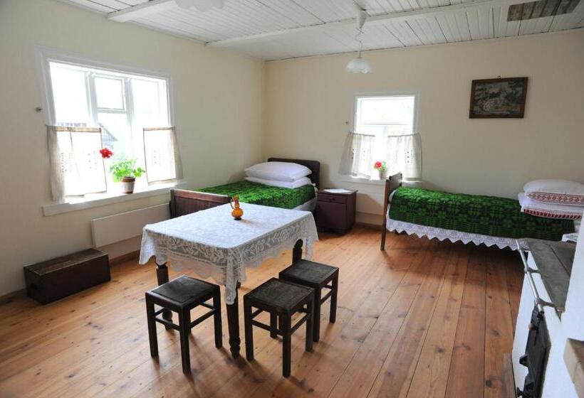 اتاق استاندارد سه نفره, Stay At Lithuanian Folk Museum