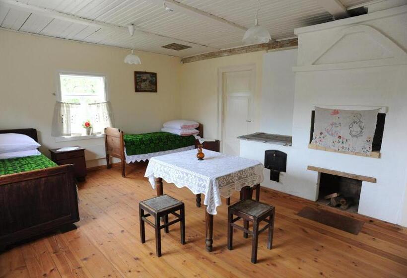 اتاق استاندارد سه نفره, Stay At Lithuanian Folk Museum