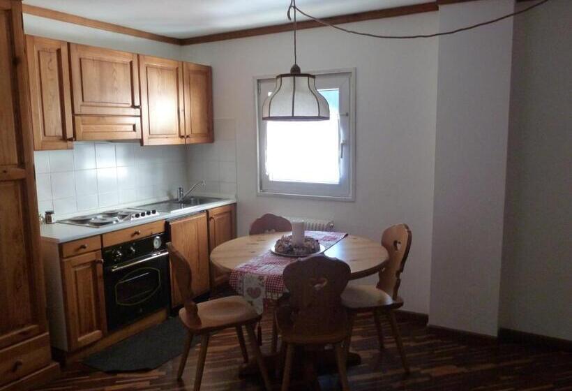 استودیوی استاندارد, Residence Casa Metz