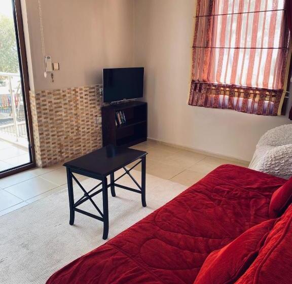 آپارتمان 1 خوابه با بالکن, Sunset Beach Apartments