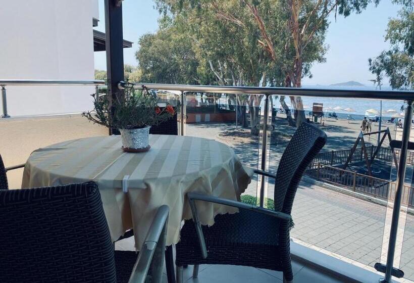 آپارتمان 1 خوابه با بالکن, Sunset Beach Apartments