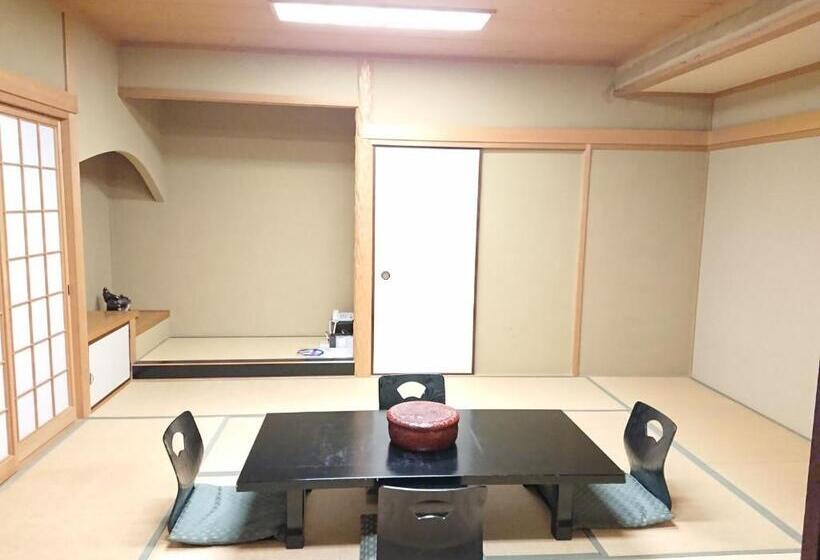 اتاق استاندارد, Crown Hills Imabari