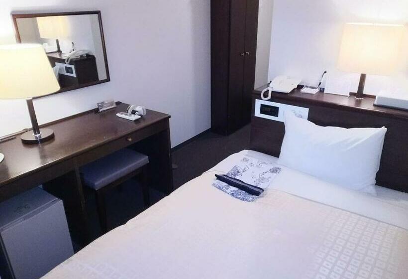اتاق استاندارد یک نفره, Hirosaki Grand