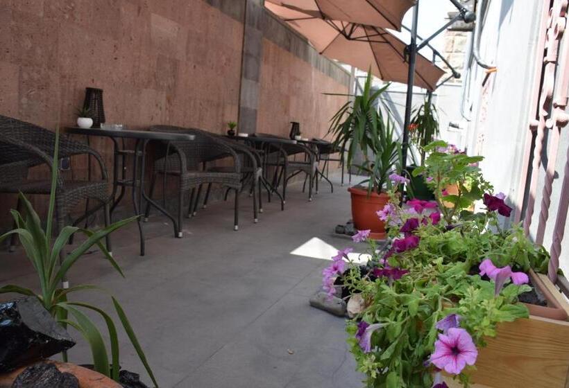 اتاق استاندارد, Mia Casa Hotel Yerevan