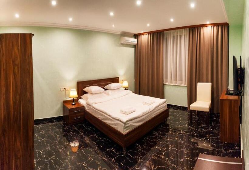 اتاق لوکس خانوادگی, Mia Casa Hotel Yerevan
