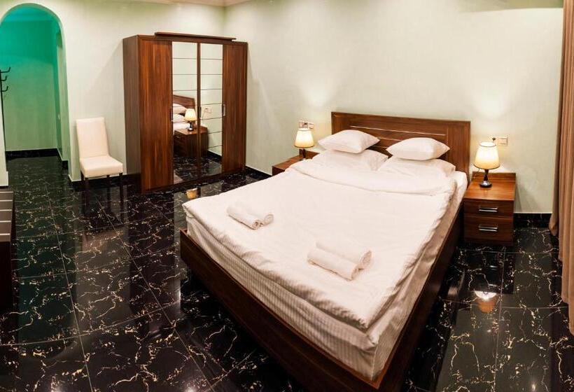 اتاق لوکس خانوادگی, Mia Casa Hotel Yerevan