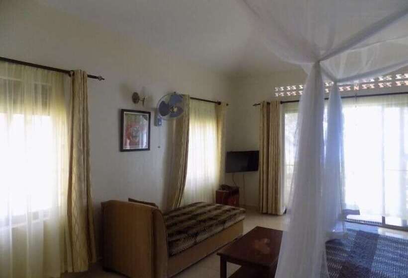 اتاق لوکس, Mirembe Resort Beach