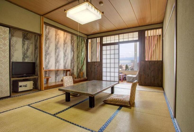 اتاق استاندارد چهار تخته, Heian