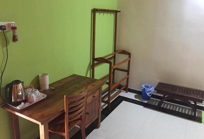 اتاق لوکس, Bee Nest Bed & Breakfast