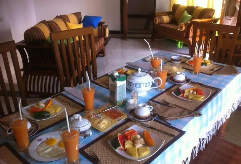 اتاق اکونومی, Bee Nest Bed & Breakfast