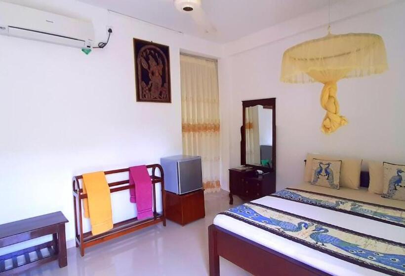اتاق استاندارد, New Peacock Resort