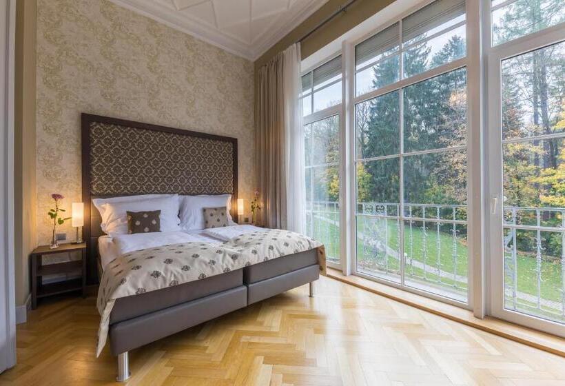 سوییت لوکس, Wellness & Spa Hotel Villa Regenhart