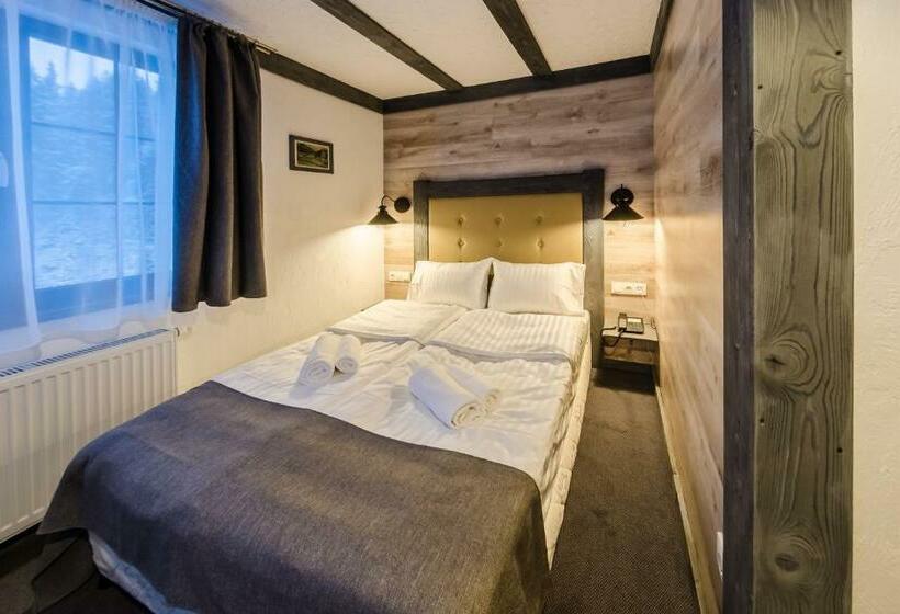 اتاق استاندارد با چشم‌انداز, Chalet Crepdechine