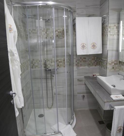 اتاق لوکس با بالکن, Nouakchott