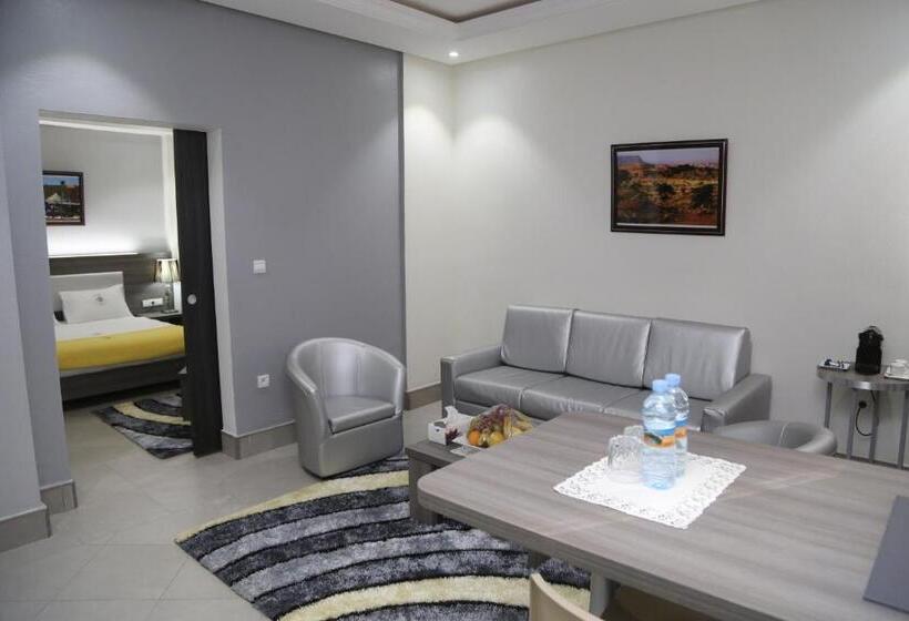 سوییت جونیور لوکس, Nouakchott