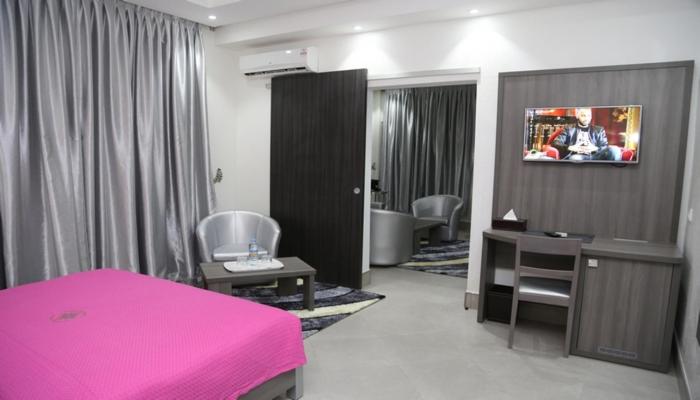 سوییت جونیور لوکس, Nouakchott