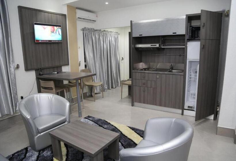 سوییت جونیور لوکس, Nouakchott