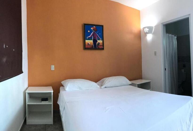 اتاق لوکس, Albergo El Pulpo, Bayahíbe