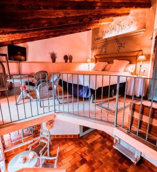 سوئیت جونیور با تراس, Finca Ca N Ai  Adults Only