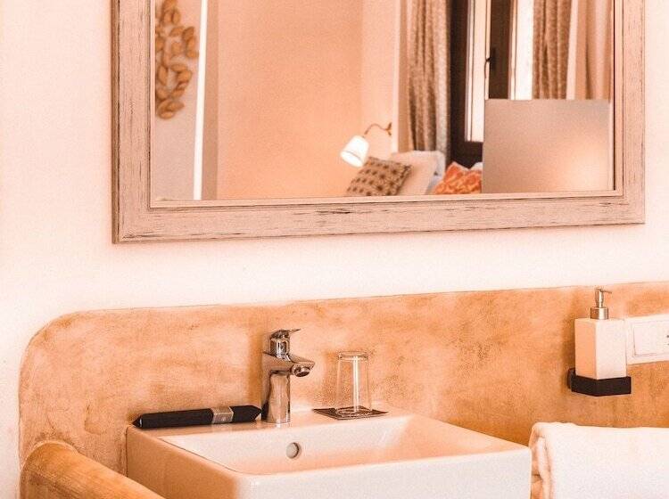 سوییت جونیور لوکس, Finca Ca N Ai  Adults Only