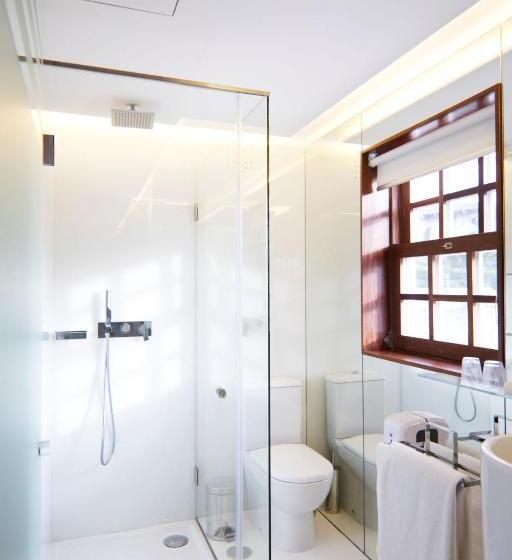 اتاق لوکس, Oca Ribeira Do Porto