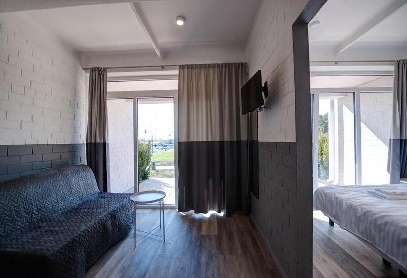 1 Bedroom Apartment Lake View, Smiltynės Jachtklubas