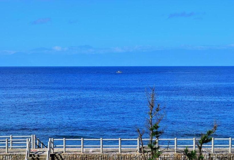 اتاق استاندارد چهار تخته با چشم‌انداز دریا, 綠島寧靜海潛水 城堡館 Twinkleocean Diving Hostel