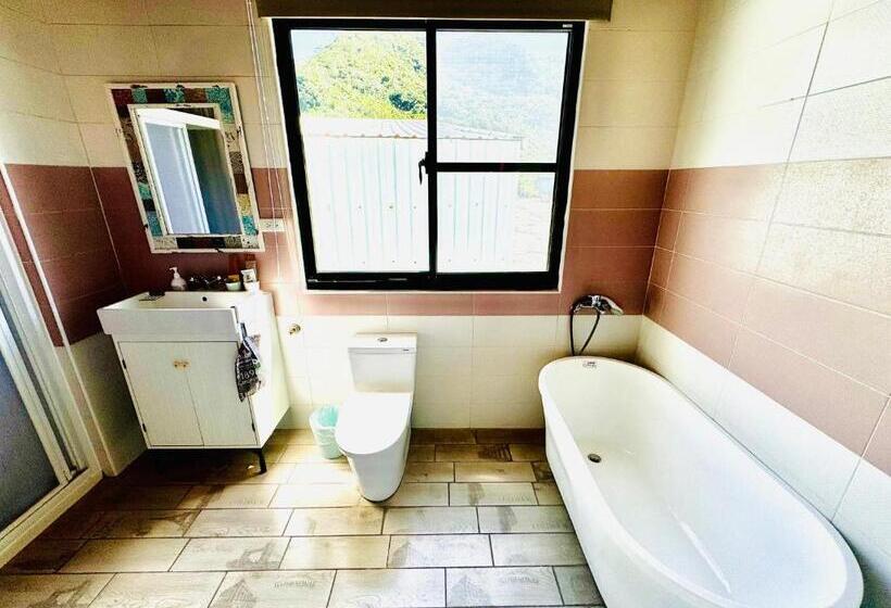 اتاق استاندارد با چشم‌انداز دریا, 綠島寧靜海潛水 城堡館 Twinkleocean Diving Hostel