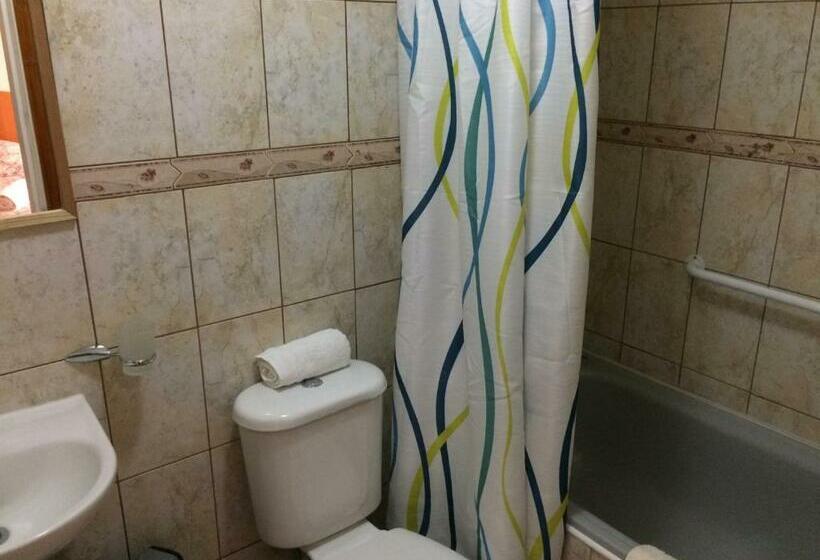 اتاق استاندارد, Hostal La Base