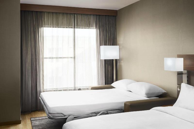اتاق استاندارد با تخت بزرگ, Ac Hotel By Marriott Chapel Hill Downtown